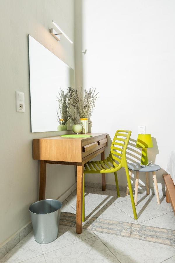 Mondrian Guest House 스키아토스 타운 외부 사진