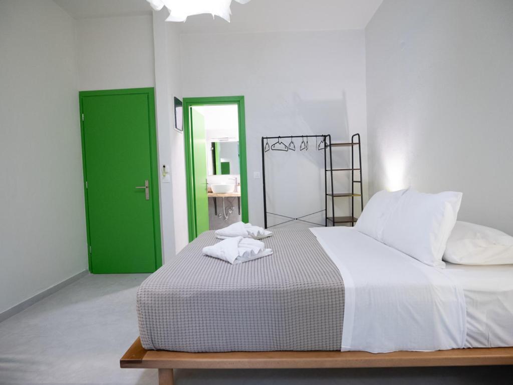 Mondrian Guest House 스키아토스 타운 외부 사진